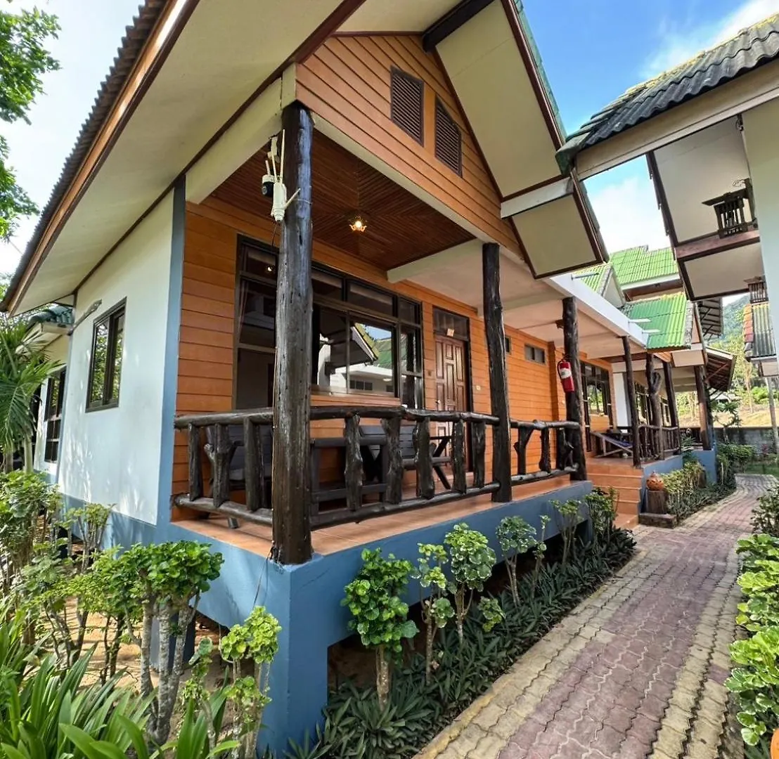 Kantiang Bay View Resort Ko Lanta 2*,